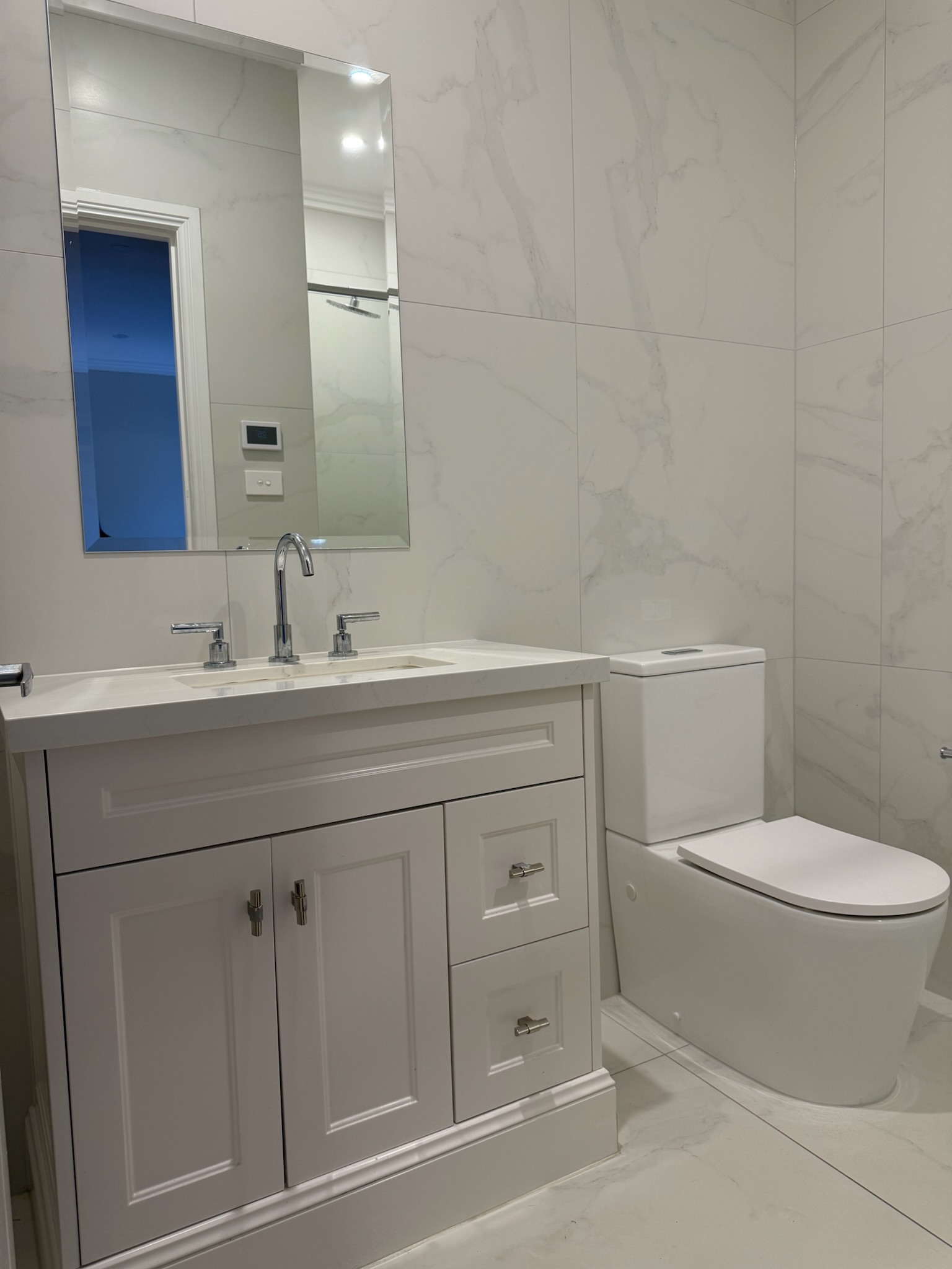 Thirroul Powder Room