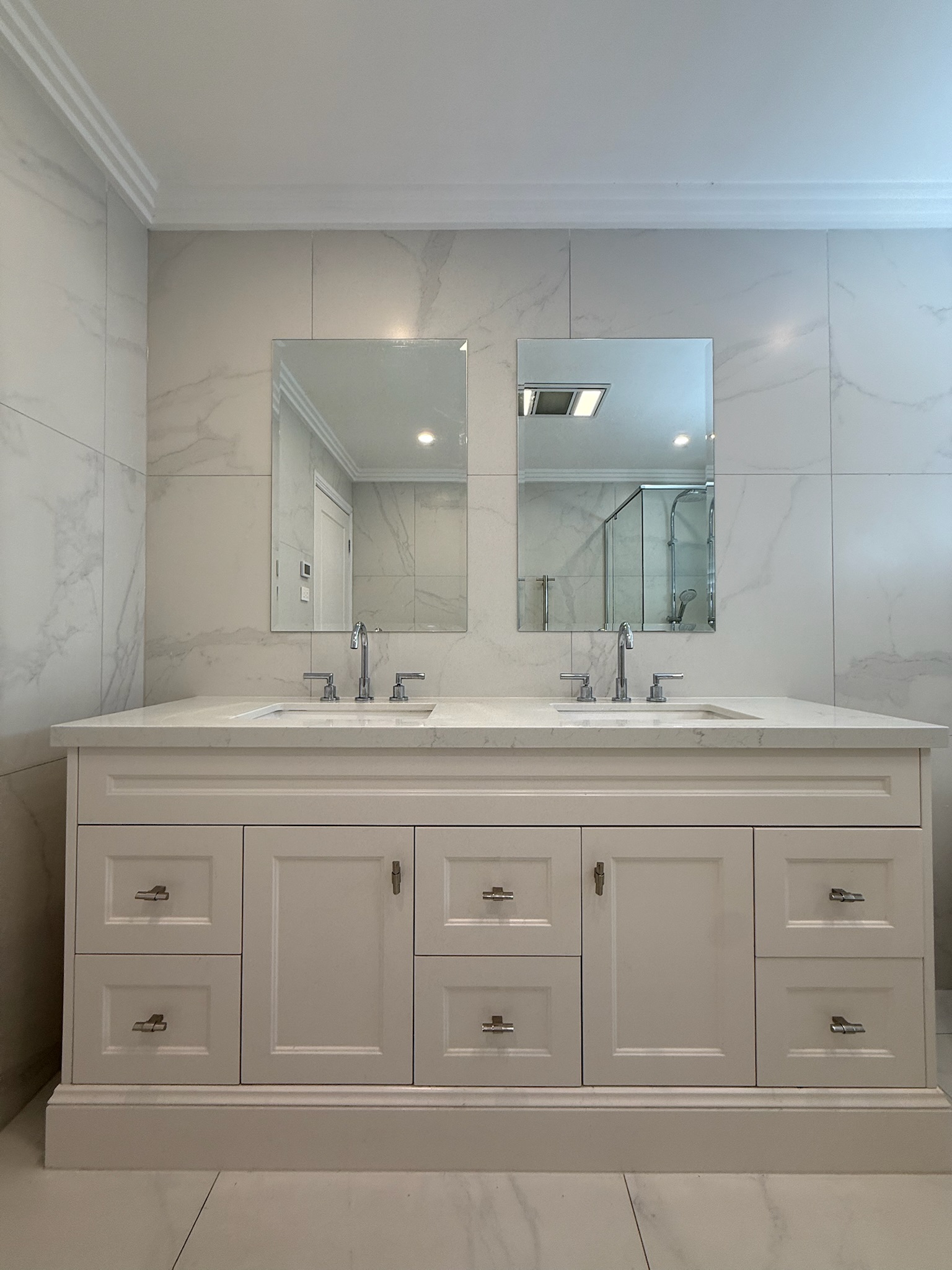 Thirroul Main Bathroom photo